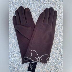 Minky Brand Women’s Black Gloves With Bow Design At The Wrist. NWT